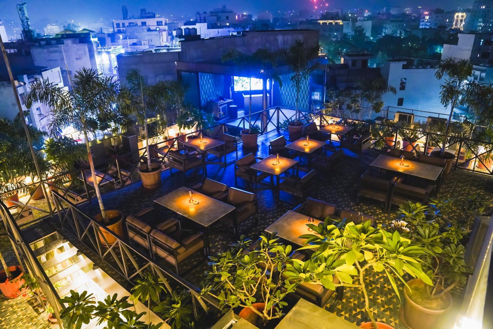 ฑุทาส พาเลซ Hotel ชัยปุระ ภายนอก รูปภาพ