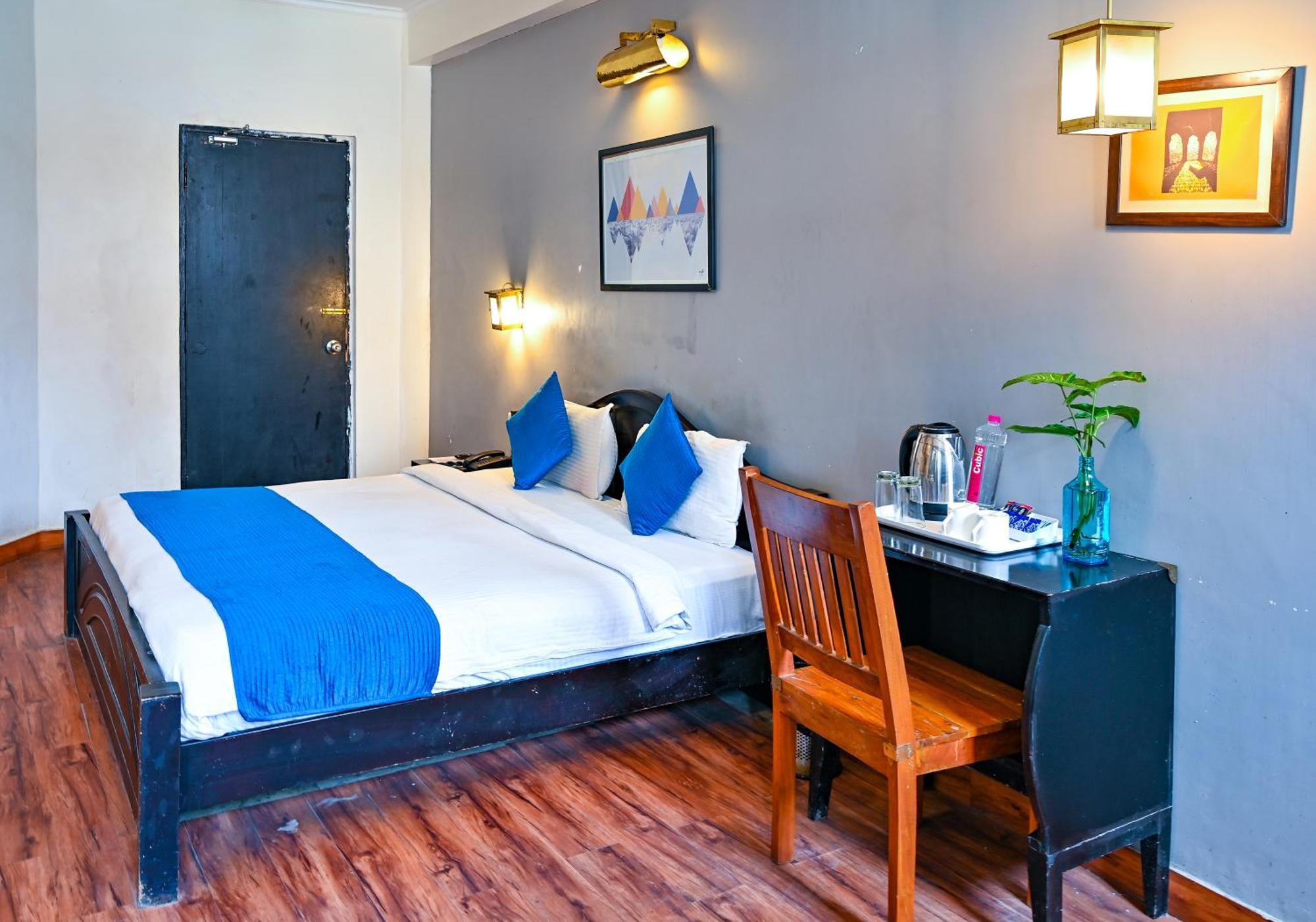 ฑุทาส พาเลซ Hotel ชัยปุระ ภายนอก รูปภาพ