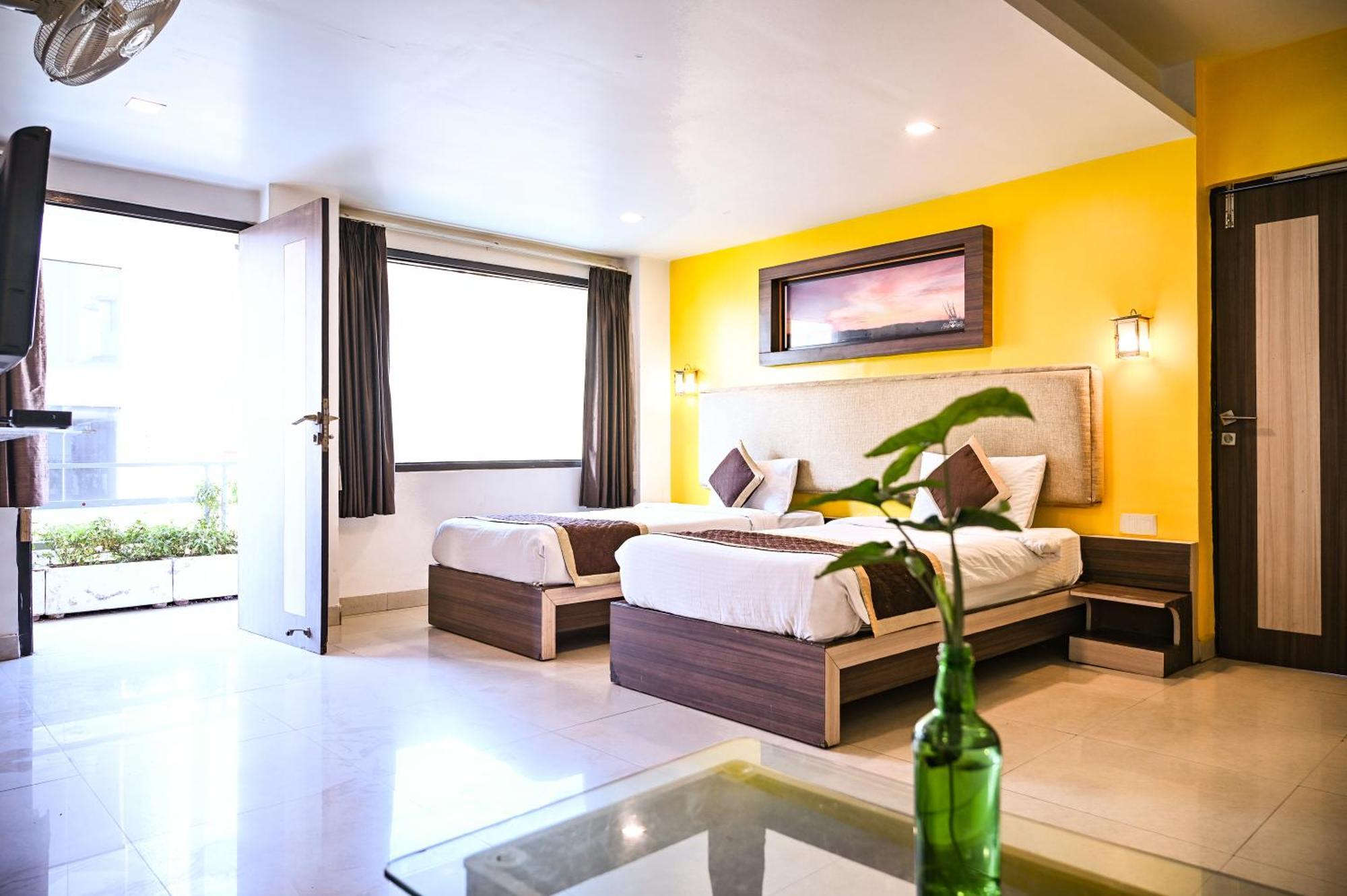 ฑุทาส พาเลซ Hotel ชัยปุระ ภายนอก รูปภาพ